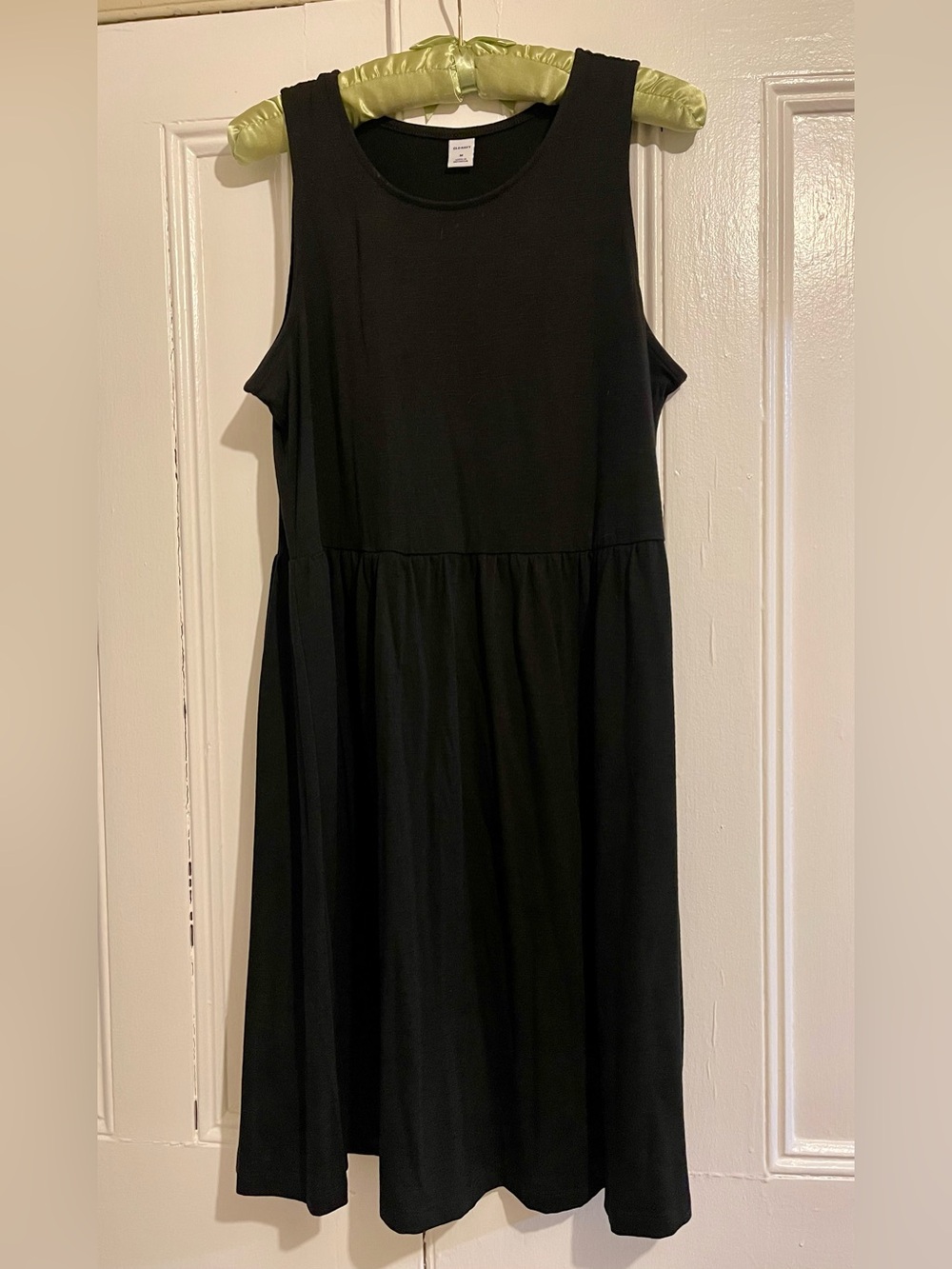 Old Navy Black Drop-Waist Swing Dress - Medium